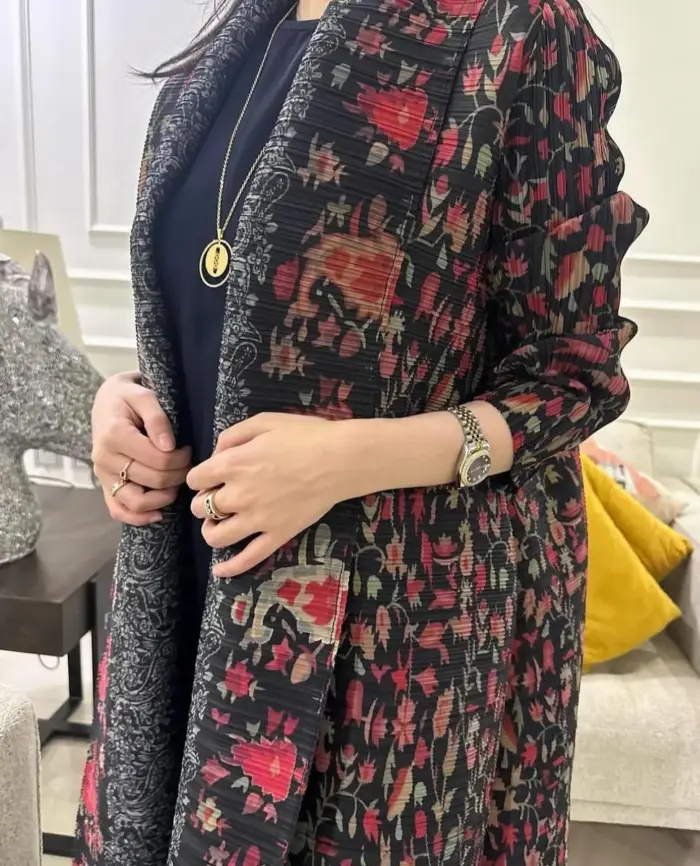 Ruby Garden Abaya