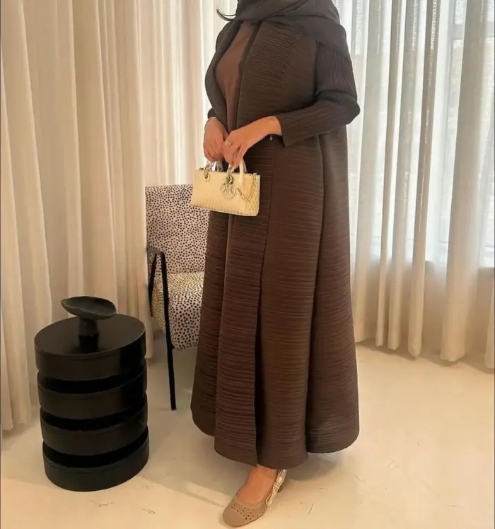 Mocha Luxe Abaya - Image 3