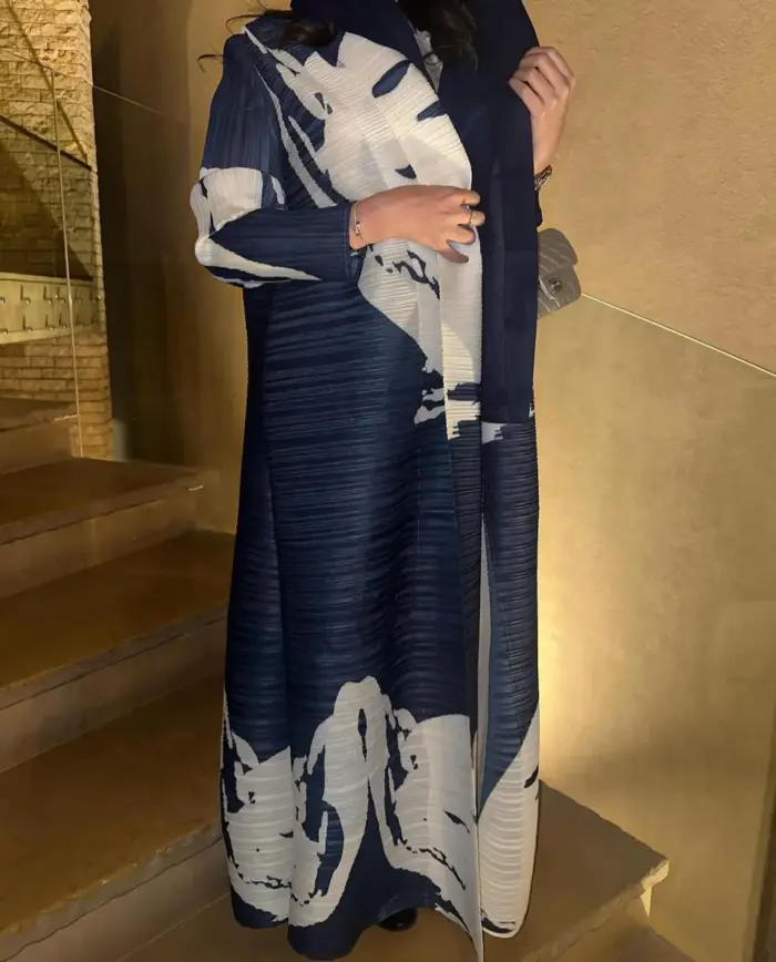 Navy Ivory Statement Abaya - Image 3