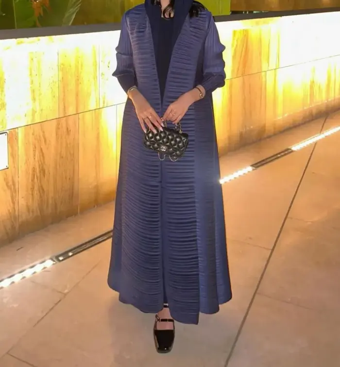 Midnight Blue Classic Abaya - Image 2