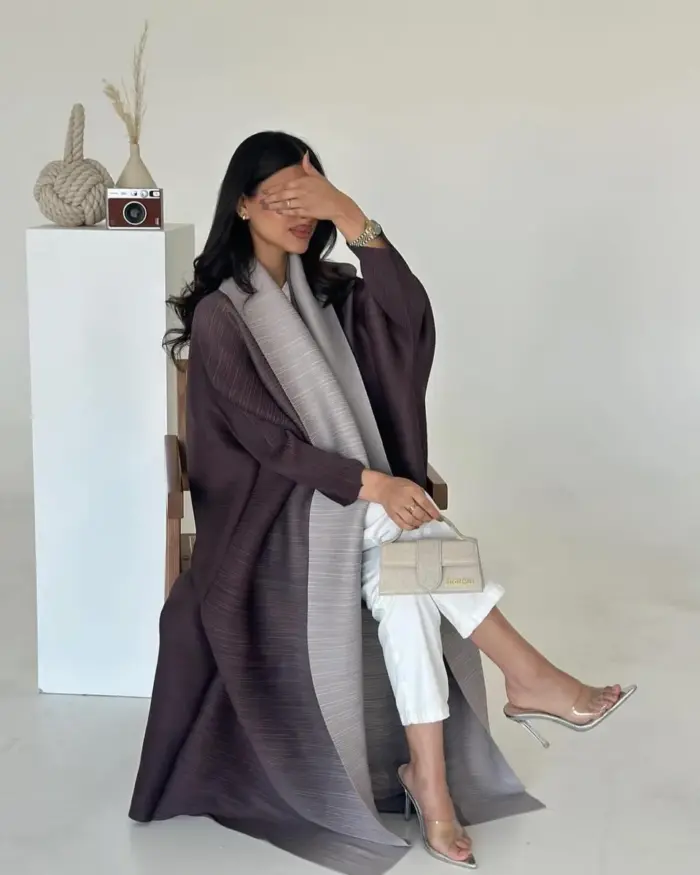 Dual Tone Cocoa Abaya - Image 2