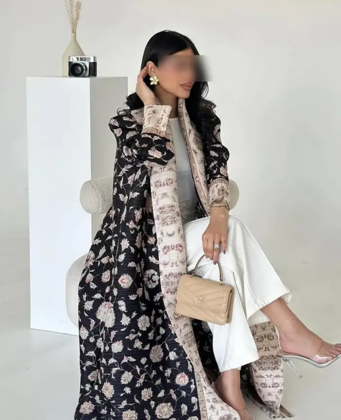 Vintage Noir Floral Abaya - Image 2