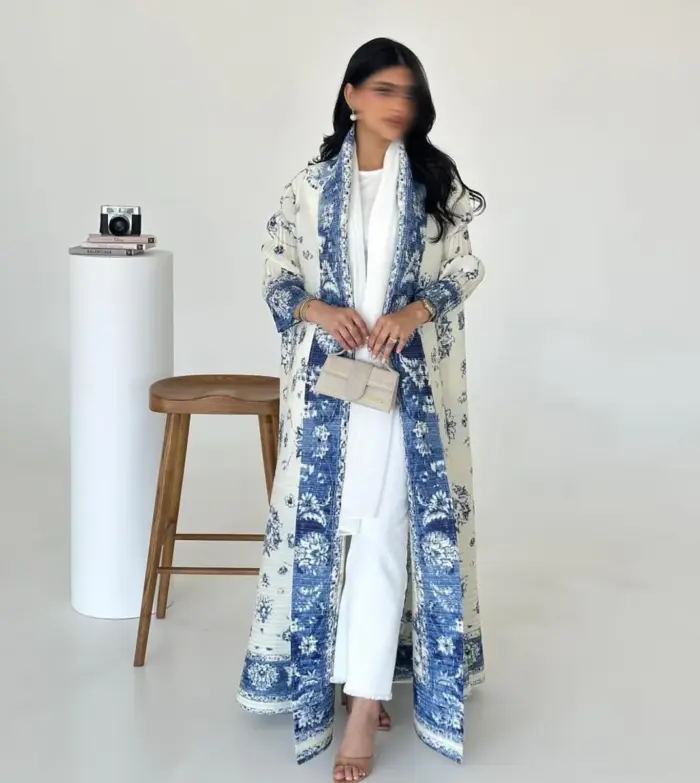 Blue Porcelain Print Abaya - Image 2