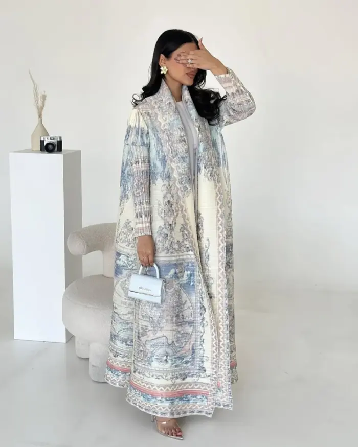 Vintage Pastel Tapestry Abaya - Image 3