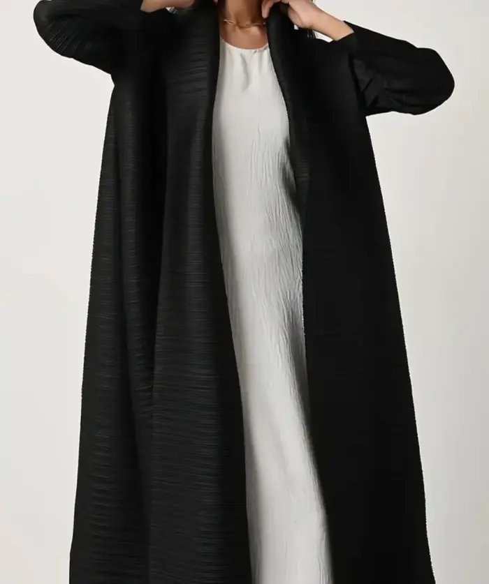 Midnight Noir Textured Abaya - Image 3