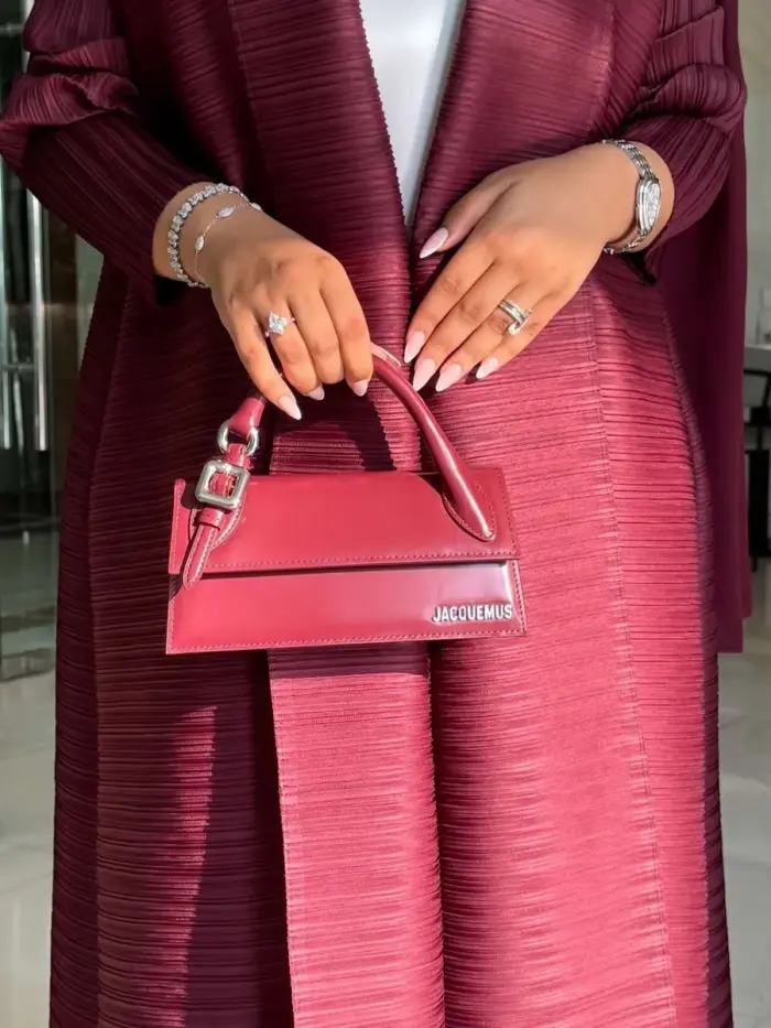 Burgundy Pleated Classic Abaya - Image 6
