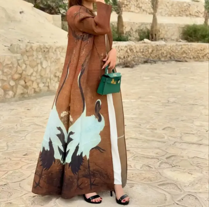 Mocha Crane Statement Abaya - Image 3