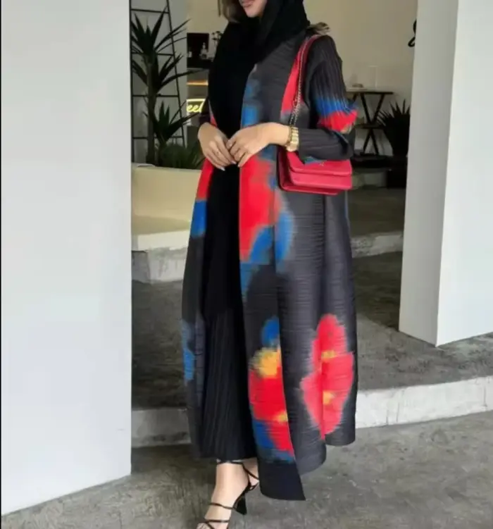 Midnight Bloom Abaya