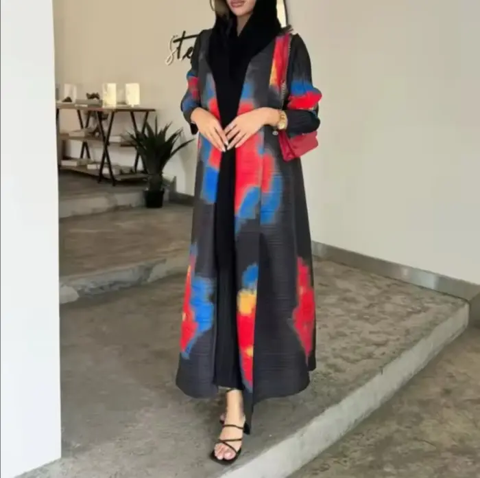 Midnight Bloom Abaya - Image 3