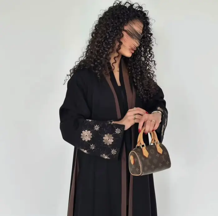 Midnight Mocha Floral Abaya - Image 4