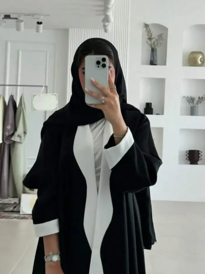 Classic Noir Contrast Abaya - Image 3