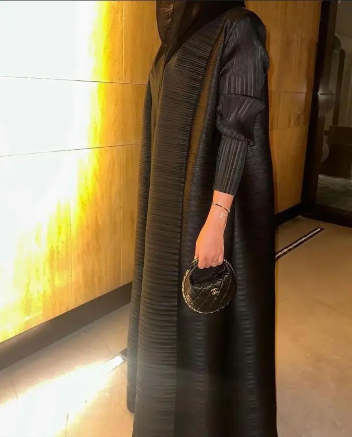 Midnight Radiance Abaya - Image 2